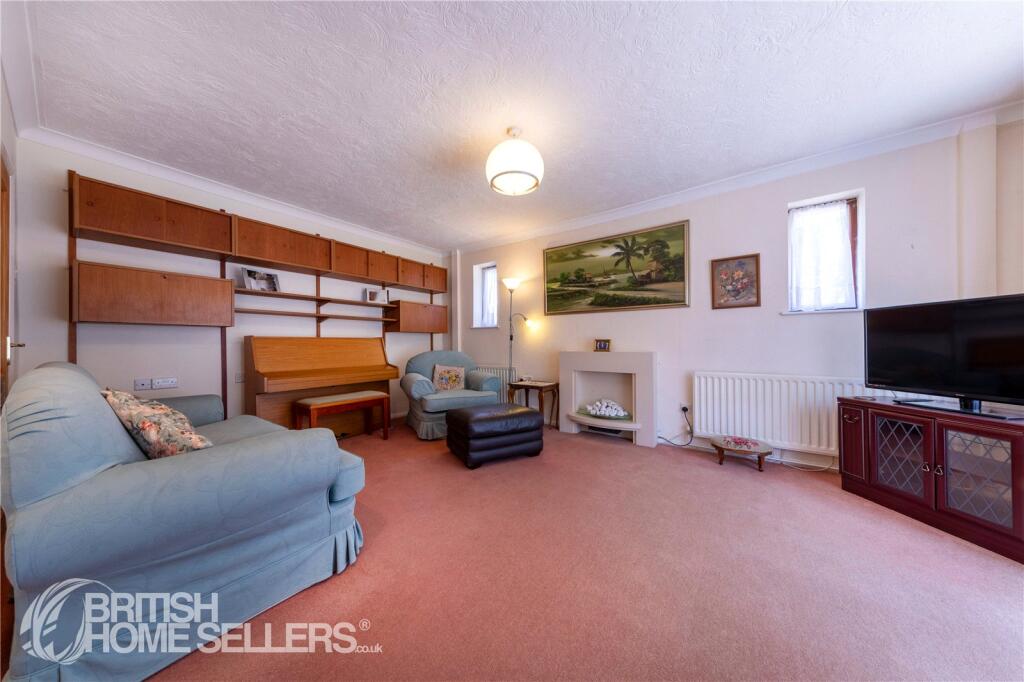 Kemble Drive, Bromley, BR2 photo 5