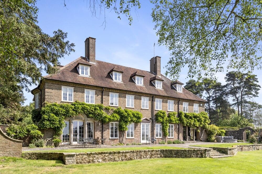 Main image of property: Grouse Road Colgate RH13