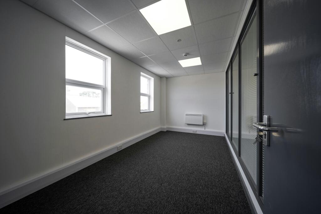 knighton Heath Industrial Estate Unit 5_29.jpg
