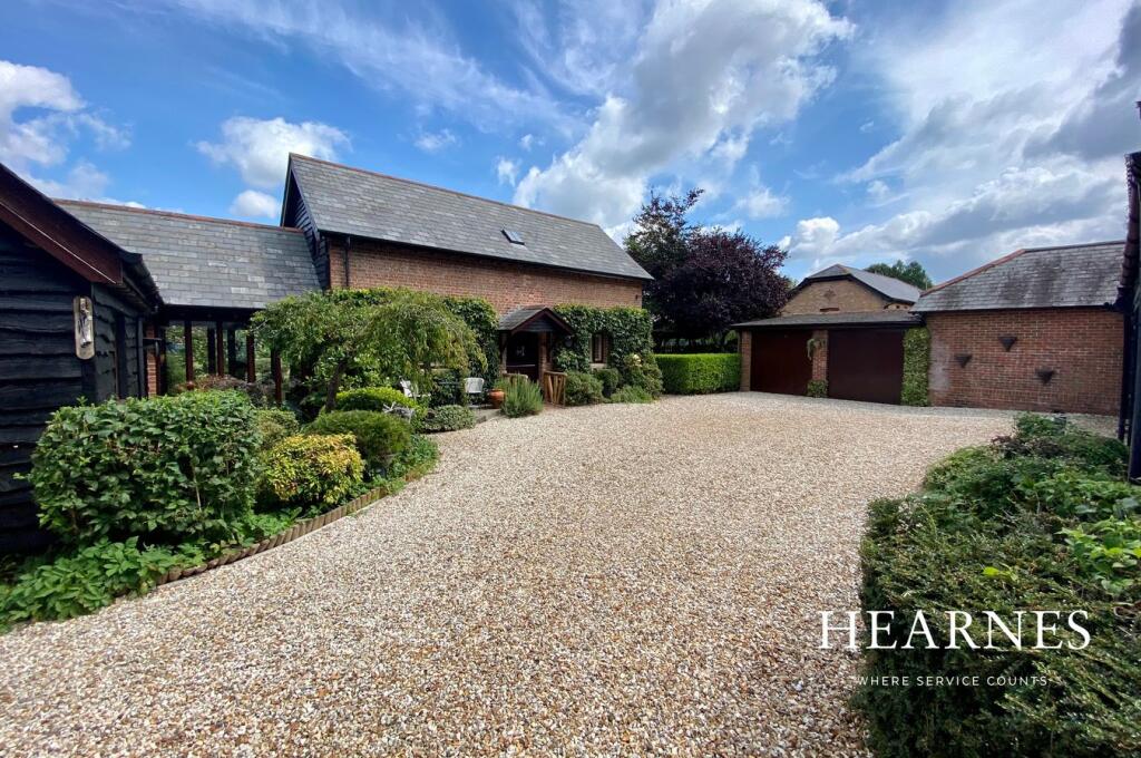 Throop Road, Throop, Bournemouth, BH8