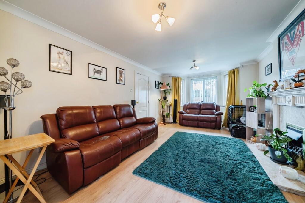 House in Runcorn, Manor Park, Sandymoor - View 4