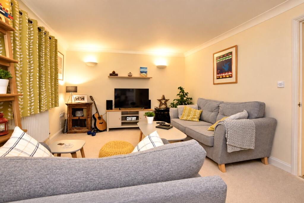 Apartment in Oxford - View 3