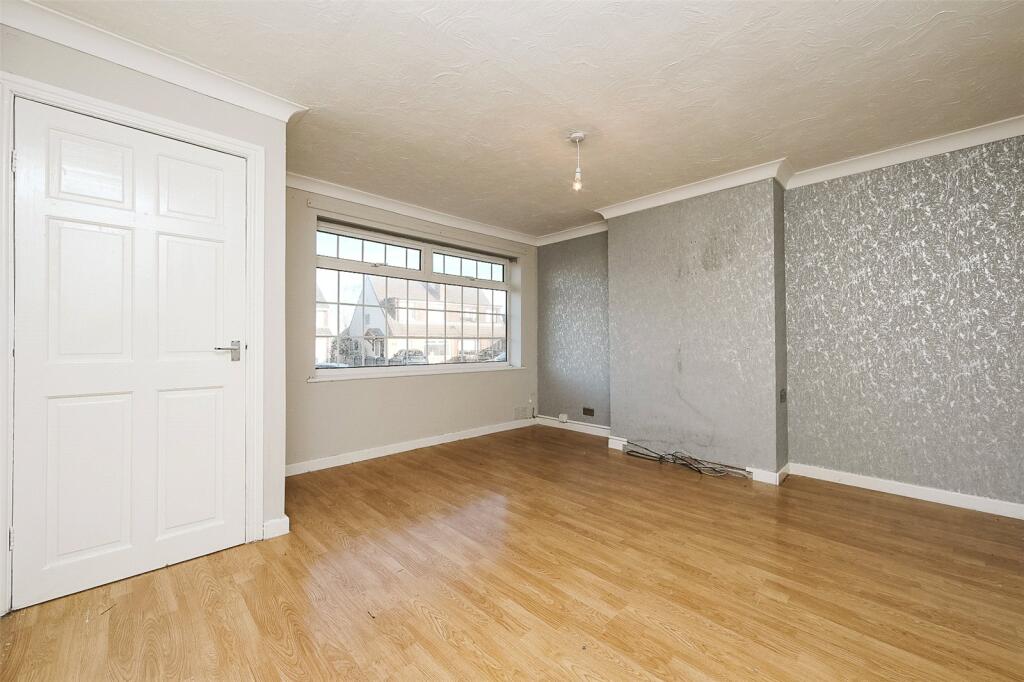 Arklow Drive, Hale Village, Liverpool, Cheshire, L24 photo 4