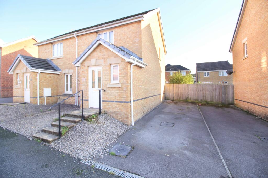 Main image of property: St. Ilid's Meadow, Llanharan CF72 9FU