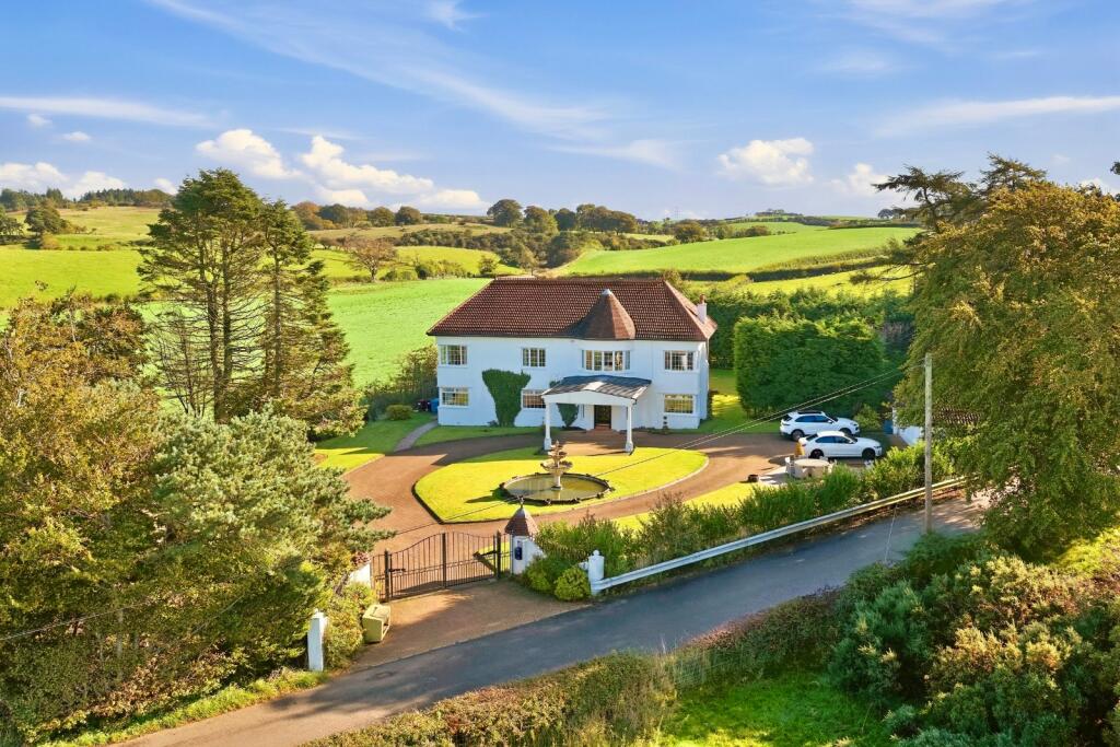 Main image of property: Braefoot, Kittochside Road, Carmunnock, Clarkston, G76