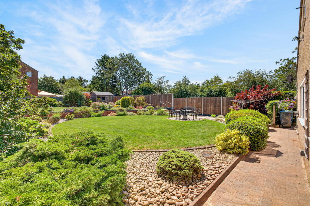 Chase Park Road, Yardley Hastings, NN7 1HD - View 4
