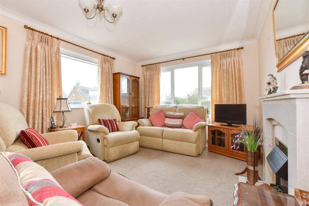 Rolfs Close, Bembridge, Isle of Wight photo 3