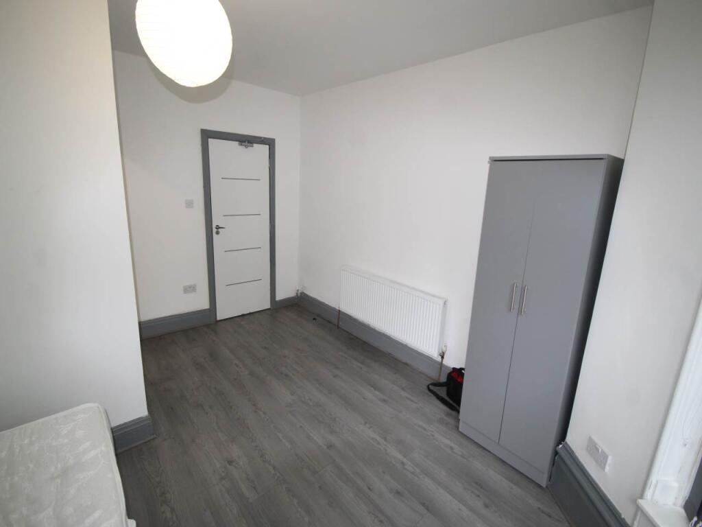 Additional image 4 of 29 Pemberton Drive , Bradford , 