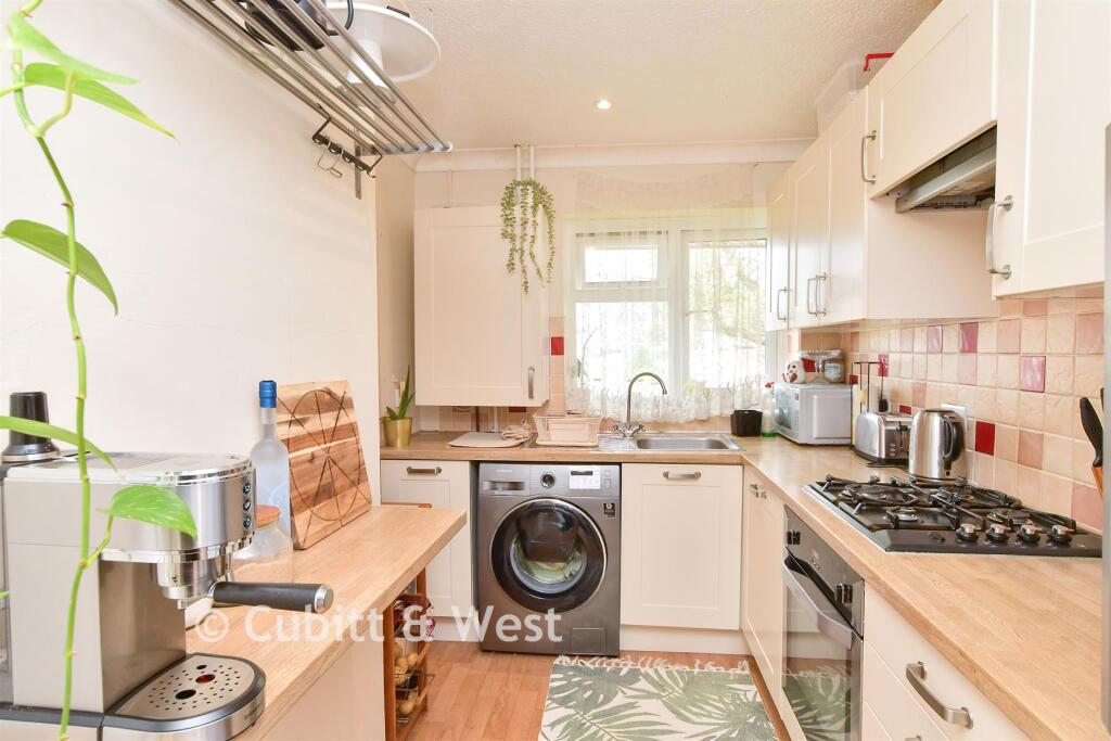 Main image of property: Glynde Avenue, Saltdean, East Sussex