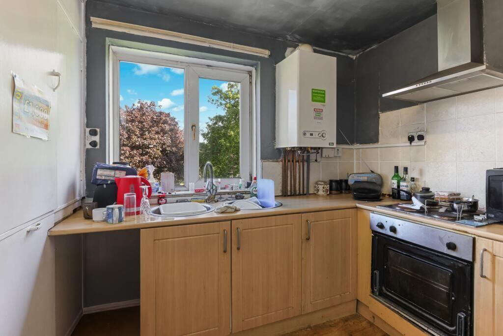 Apartment in Paisley - View 5