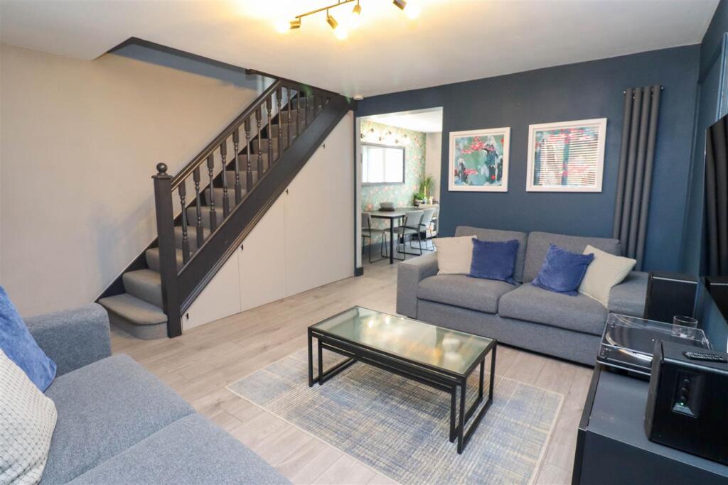 House in Guildford - View 5