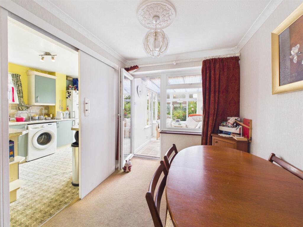 House in Gloucester - View 4