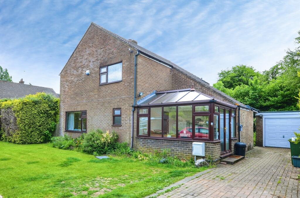 Main image of property: Warrender Road, Chesham