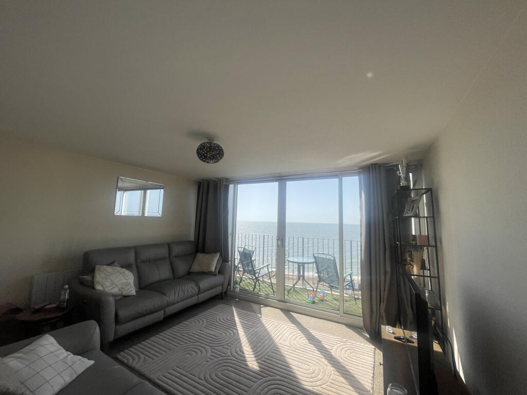 Apartment in Ipswich - View 5