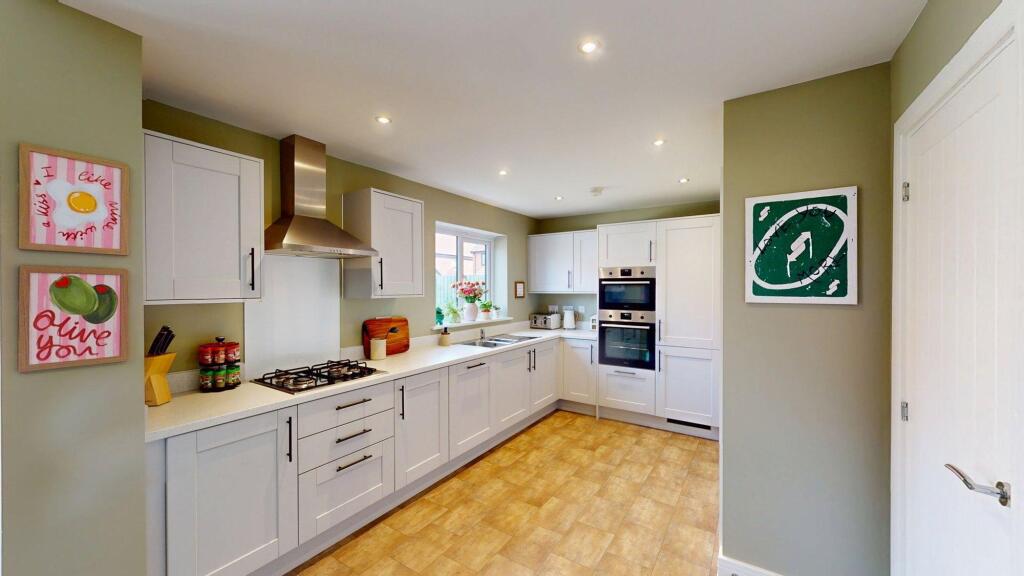 House in Bolton, Westhoughton - More