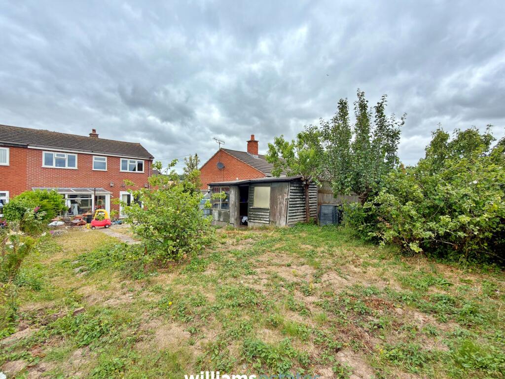 Denbigh, LL16 photo 3
