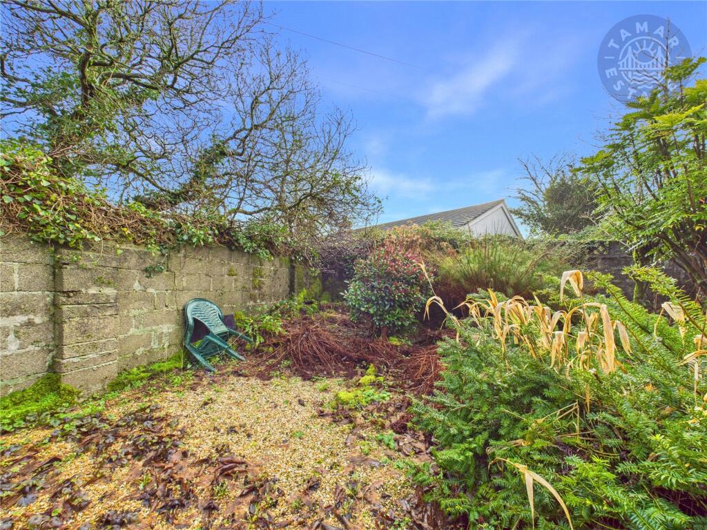 House in Plymouth - View 5