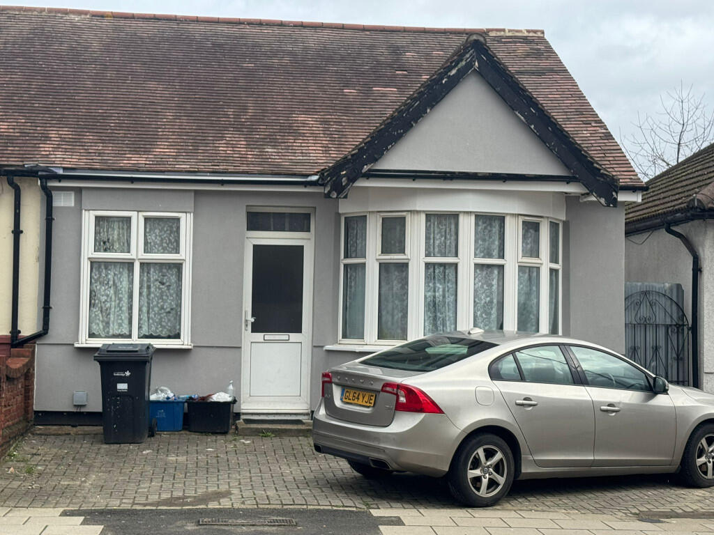 Main image of property: Horns Road, Ilford, Essex, IG6