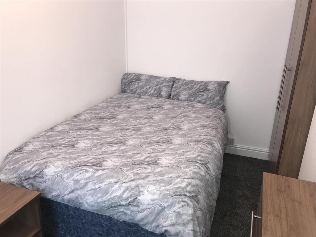 Main image of property: Room 2 15 Brooklyn TerraceKingston Upon Hull