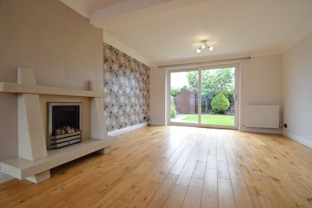 Cadogan Road, Dosthill photo 3