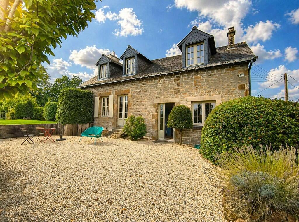 Main image of property: St-Mars-sur-Colmont, Mayenne, Pays de la Loire