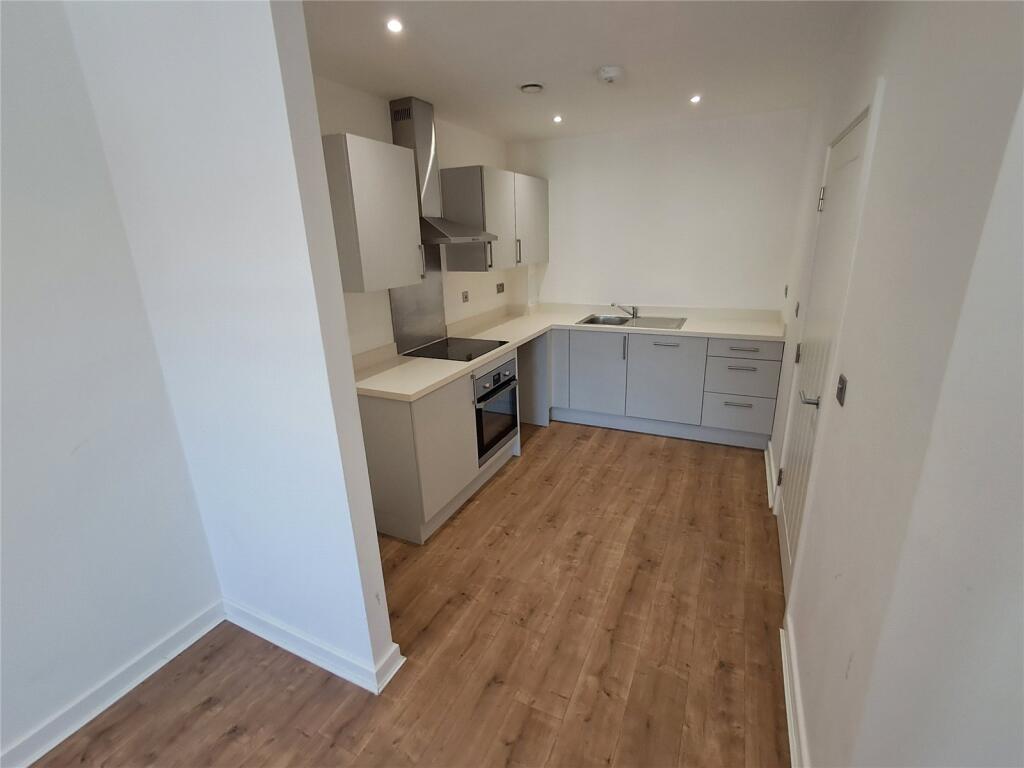 Apartment in Walsall - View 5