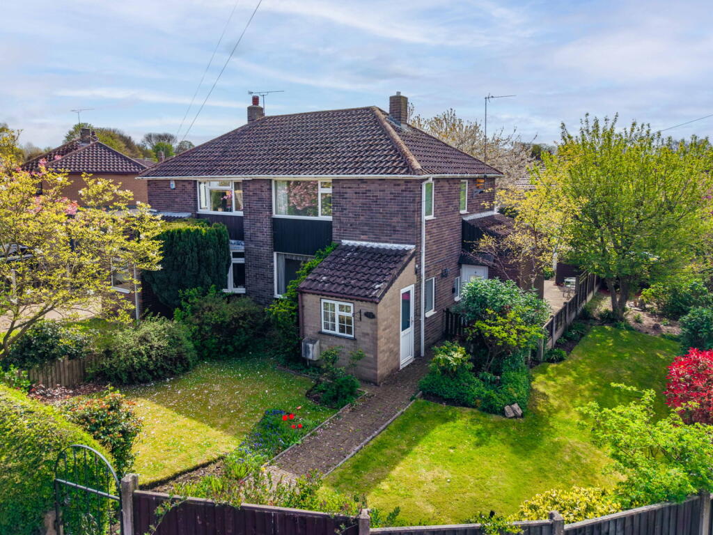 Main image of property: Warren Road, Wickersley, Rotherham, S66 2HE