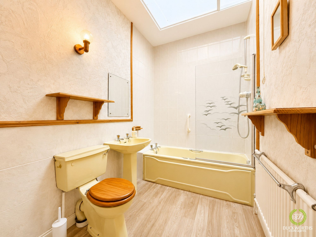 House in Darwen, Earcroft - More