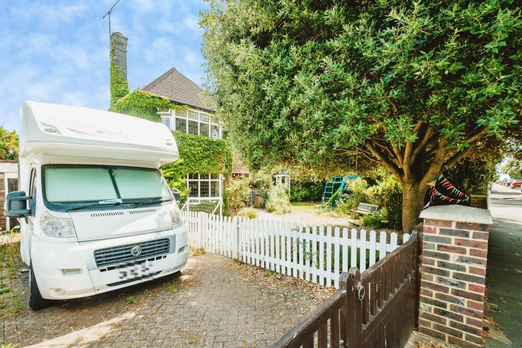 Main image of property: Sea Lane, Goring-By-Sea, Worthing