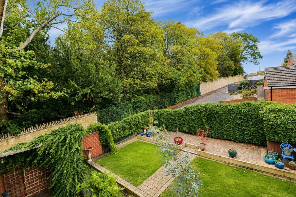 House in Northampton - View 2