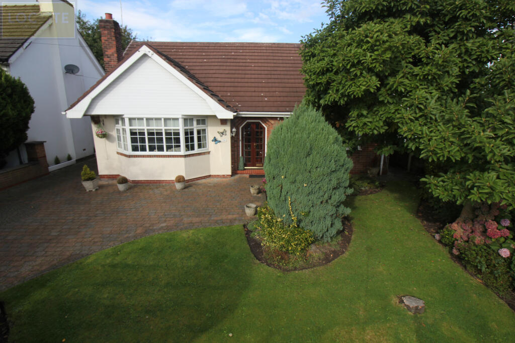 3-bed detached on Davyhulme Road Davyhulme, £529,950