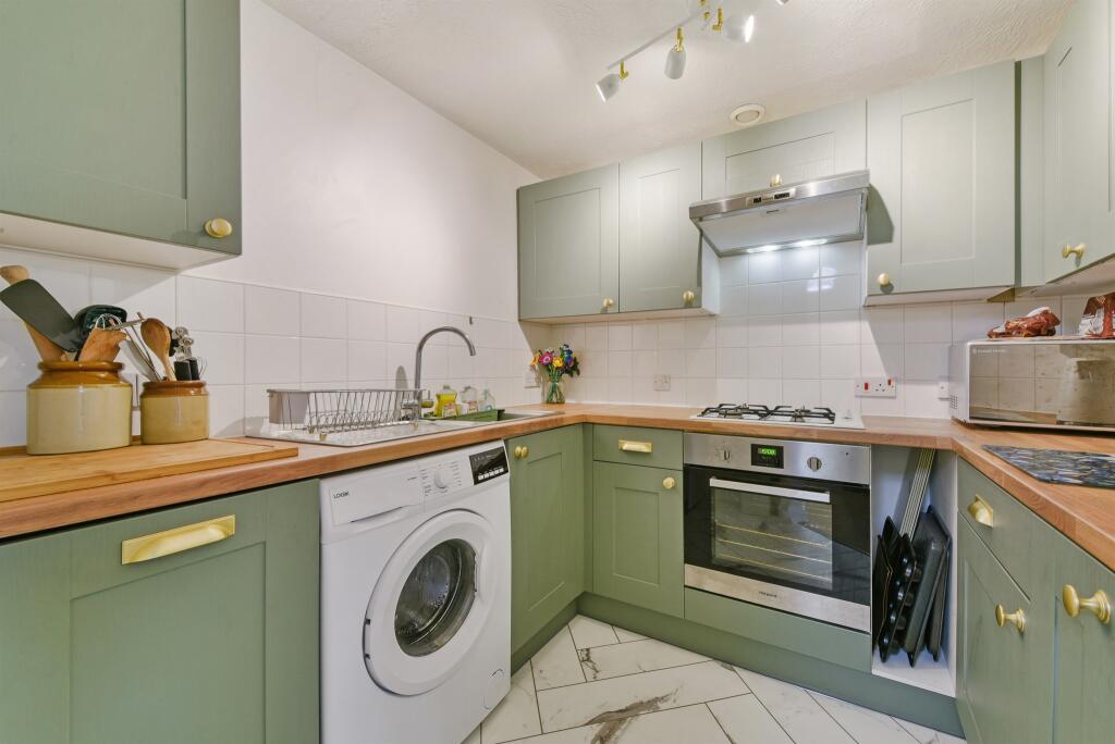 Main image of property: Haling Park Road, South Croydon