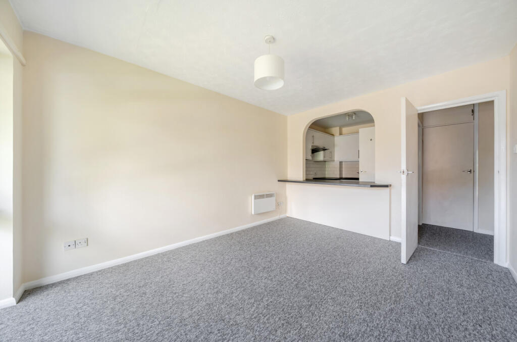 Apartment in Brighton - View 3