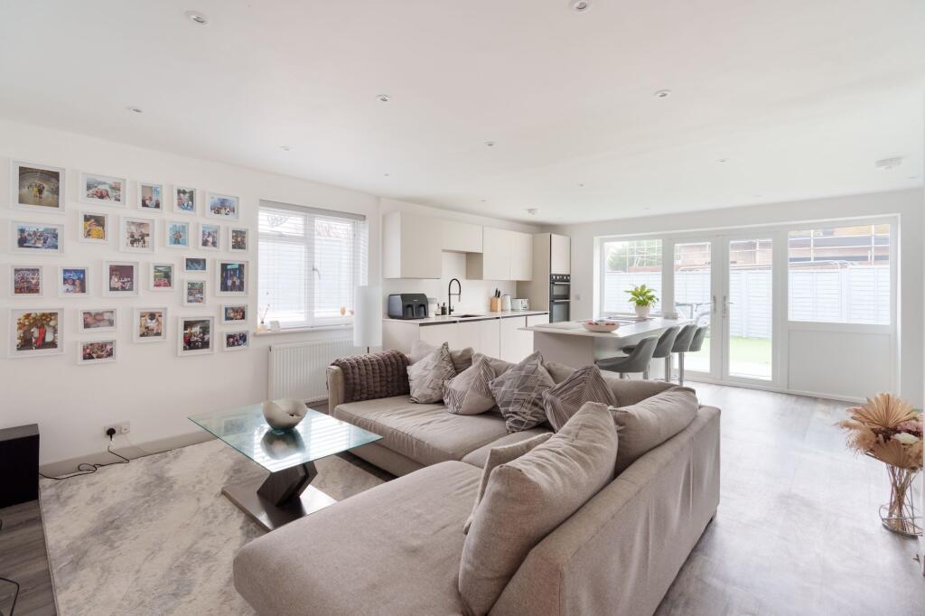 House in Brighton - View 5