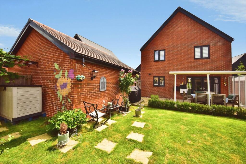 House in Maidstone, Langley - View 5