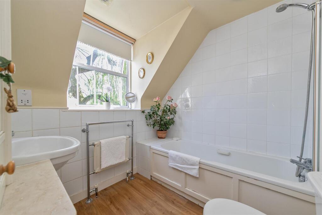 Additional image 38 of Sandridgebury Lane, Sandridgebury, St. Albans