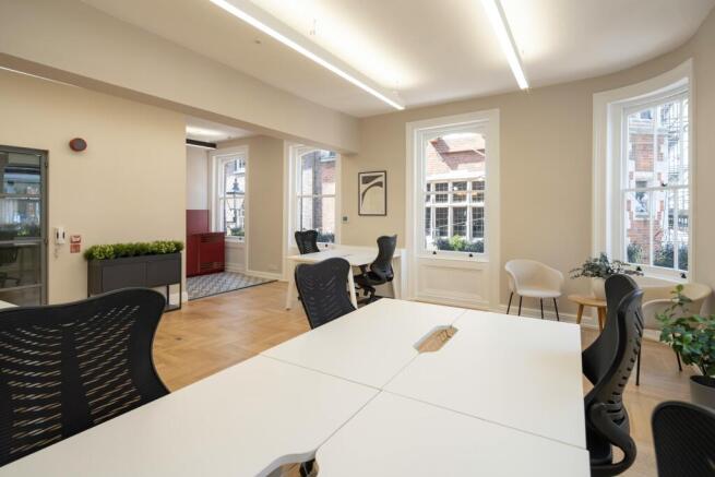MC4375-9572-HR.jpg