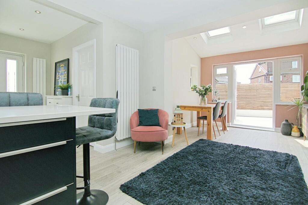 House in Leeds, West Yorkshire - View 4
