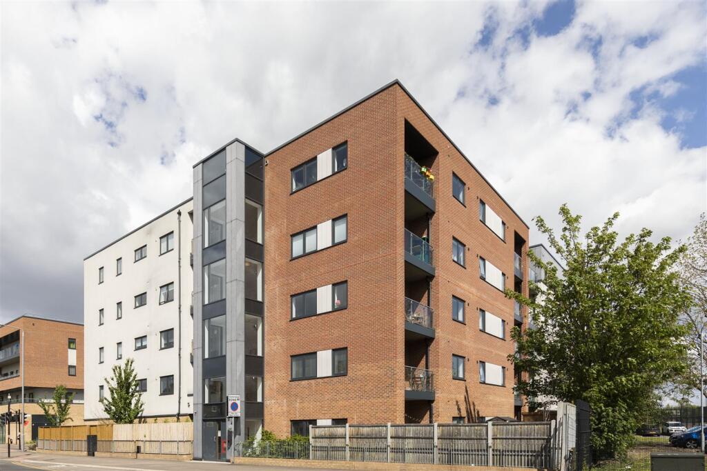Thornbury Way, Walthamstow, Walthamstow