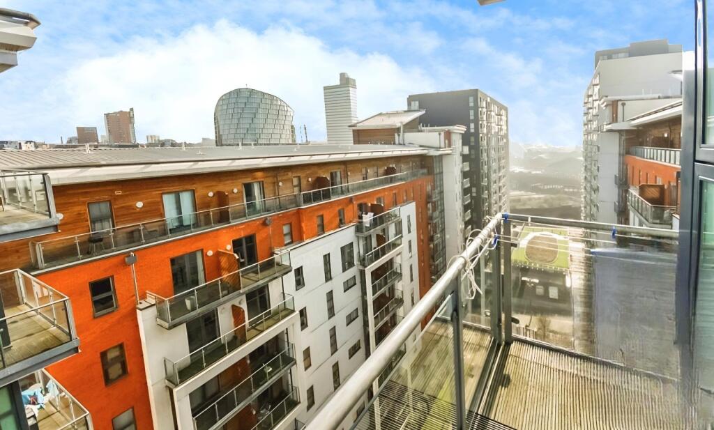 Barton Place, 2 Hornbeam Way, Green Quarter, Manchester City Centre, M4 photo 3