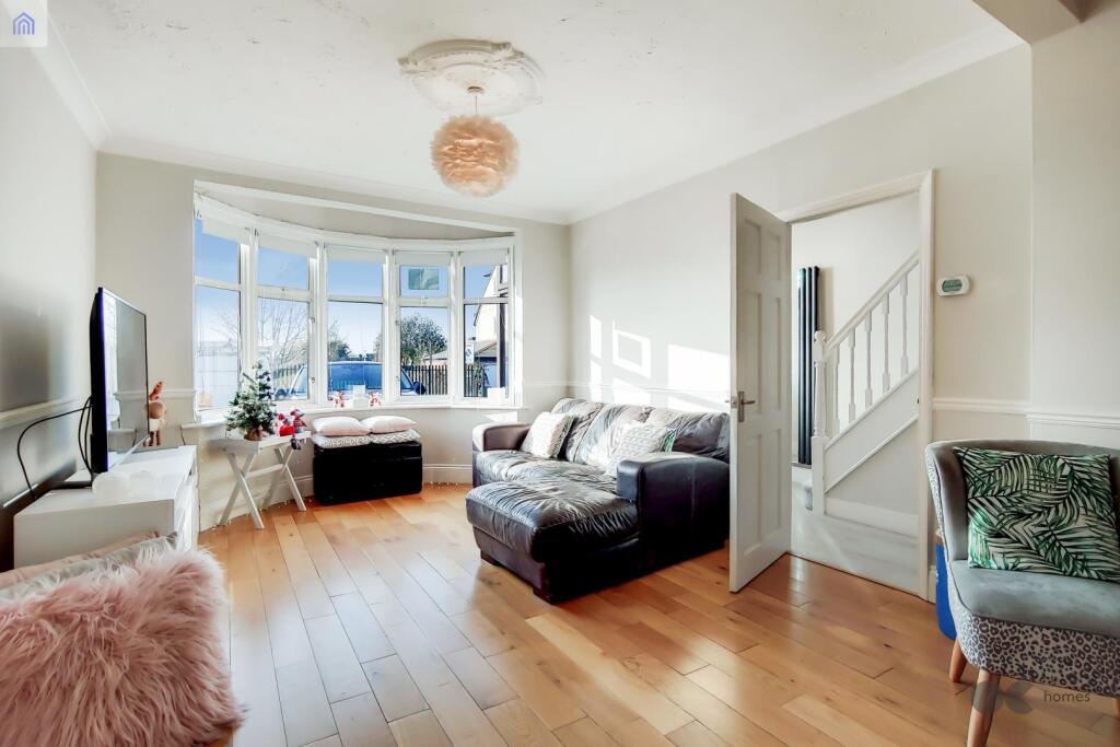 Main image of property: Park Lane, Hornchurch