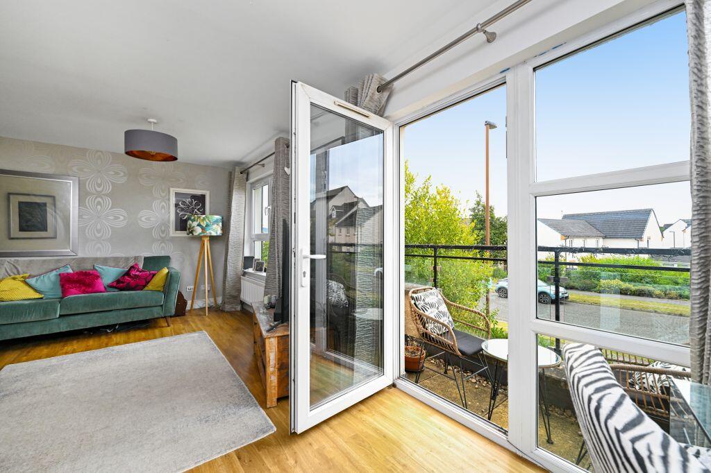 Main image of property: 70 Burnbrae Road, Bonnyrigg, EH19 3FS