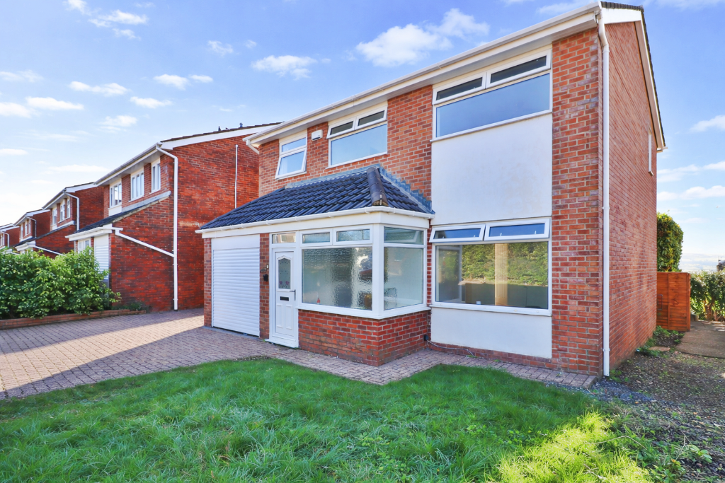 Main image of property: The Dell, Tonteg, CF38
