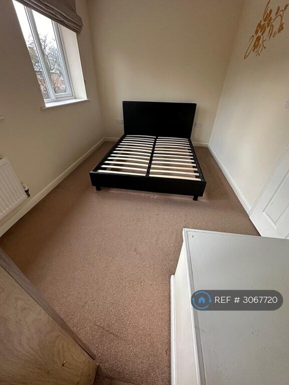 House in Manchester, Greater Manchester - More