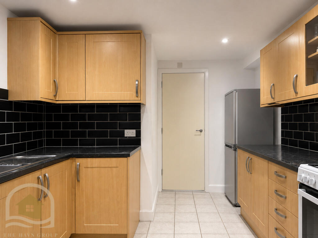 House in London - View 5