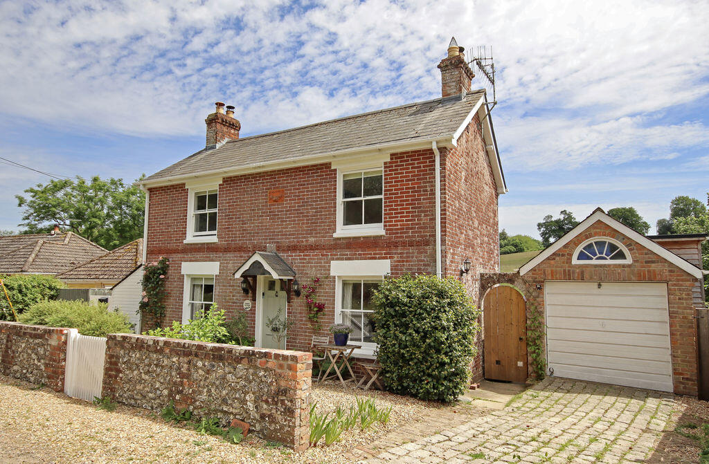 Main image of property: Lower Daggons, Fordingbridge