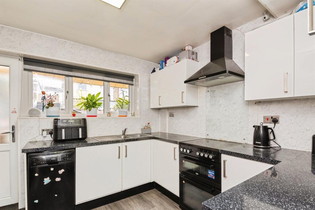 House in Harwich, Upper Dovercourt - View 4