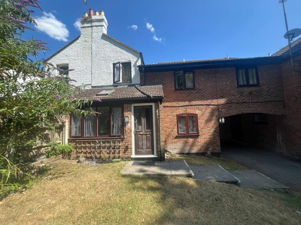 Main image of property: Spring Gardens Road, High Wycombe