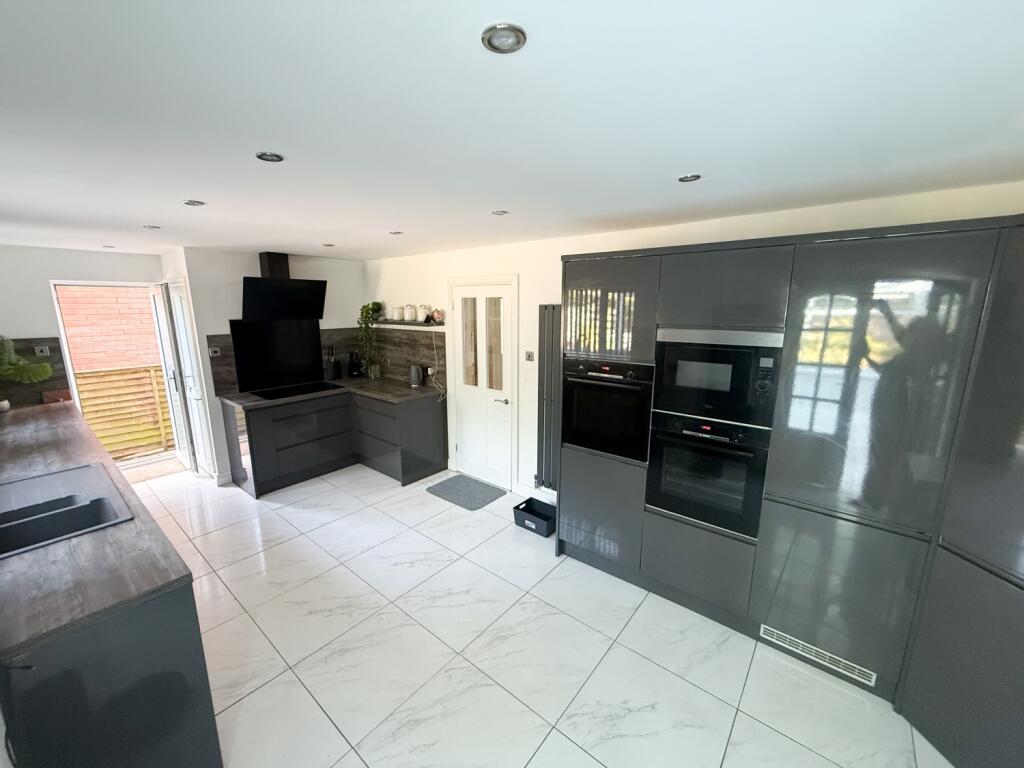 Birch Grove, Henllys, Cwmbran, Torfaen, NP44 photo 2
