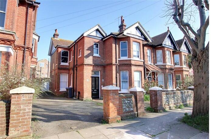 Main image of property: 8 Warwick Gardens